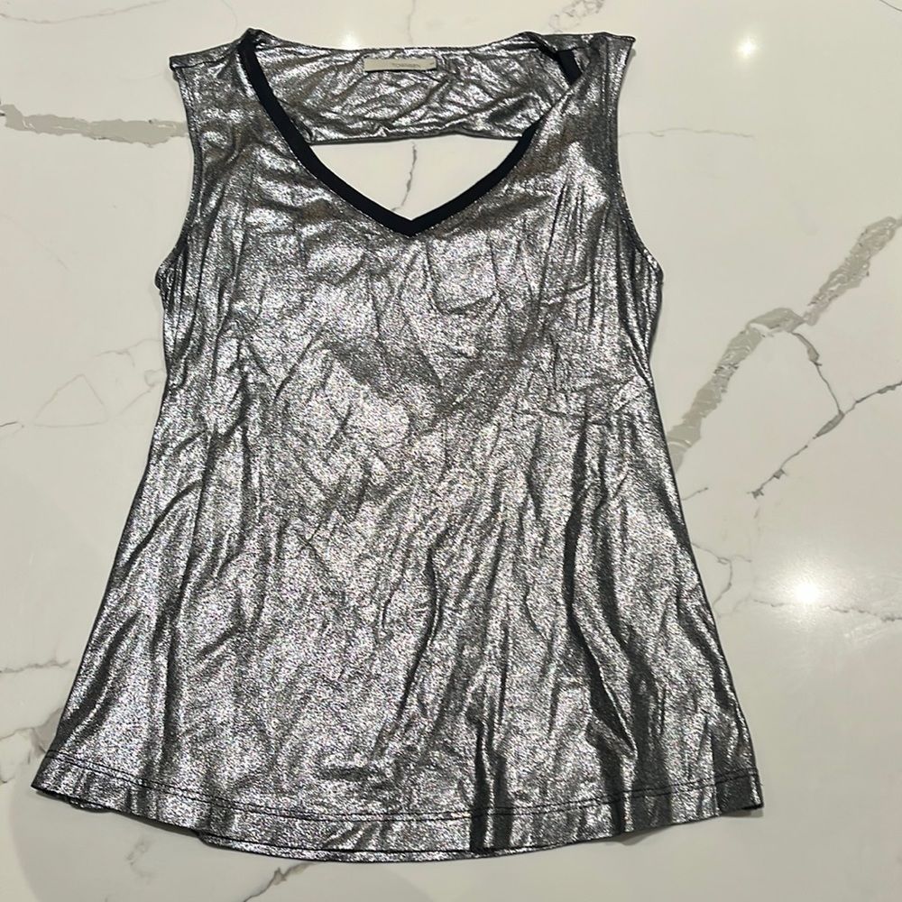 Townsen Cutout Tank